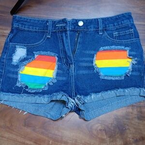 🌈 pocket Jean Shorts!! Nwot never worn.  Designer Distressed